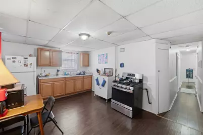 271 Coe St, Woonsocket, RI 02895 - Photo 13