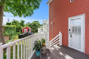 21 Hawkes St, Marblehead, MA 01945 - Photo 13
