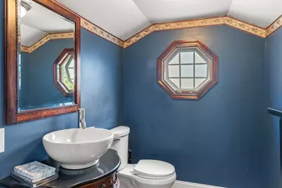 18 Hardy St, Danvers, MA 01923 - Photo 15