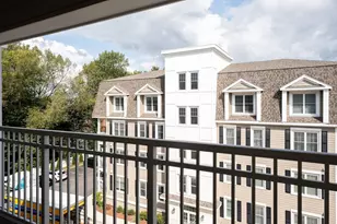 320 Middlesex Ave, Medford, MA 02155 - Photo 5