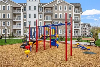 320 Middlesex Ave #E404, Medford, MA 02155 - Photo 19