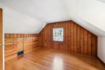 92 Massreco St, Springfield, MA 01109 - Photo 15