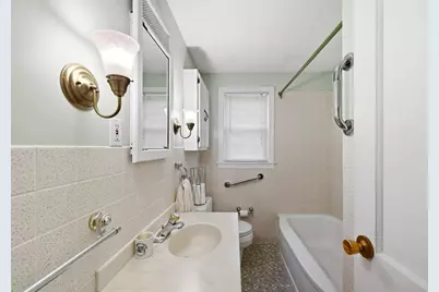92 Massreco St, Springfield, MA 01109 - Photo 17