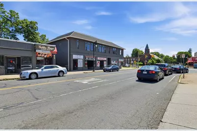 752 Sumner Ave, Springfield, MA 01108 - Photo 3
