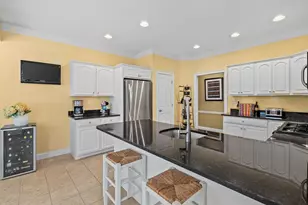 894 Liberty St, Braintree, MA 02184 - Photo 9