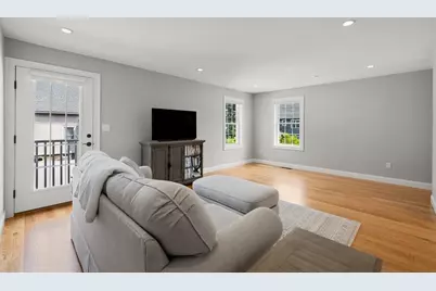 61 Valley St #1, Wakefield, MA 01880 - Photo 15