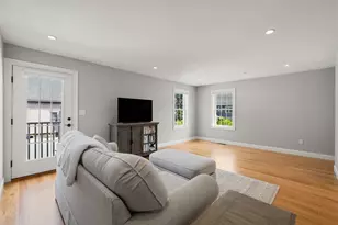 61 Valley St, Wakefield, MA 01880 - Photo 15