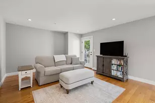 61 Valley St, Wakefield, MA 01880 - Photo 13