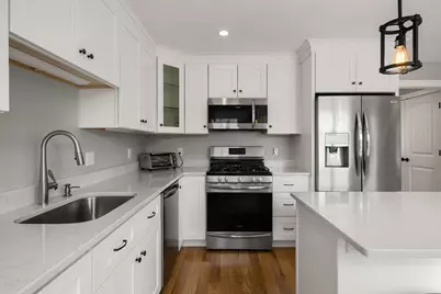 61 Valley St #1, Wakefield, MA 01880 - Photo 7