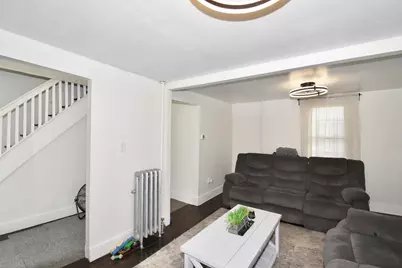 106 Suffolk St, Springfield, MA 01109 - Photo 3