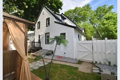 106 Suffolk St, Springfield, MA 01109 - Photo 17