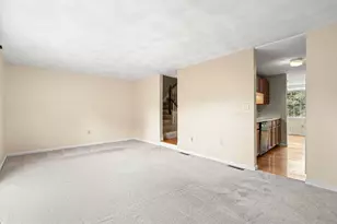 144 Patrick Rd, Tewksbury, MA 01876 - Photo 5
