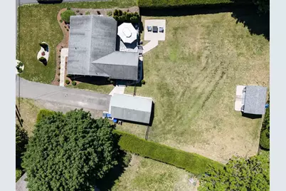 46 Rochford Cir, Springfield, MA 01128 - Photo 25