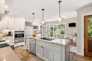 69 Gale Rd, Swampscott, MA 01907 - Photo 9