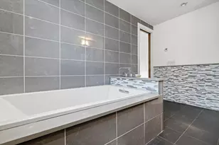 917 Newman Ave, Seekonk, MA 02771 - Photo 17