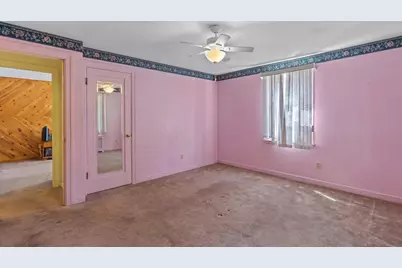27 Kinnicutt Rd, Worcester, MA 01602 - Photo 13
