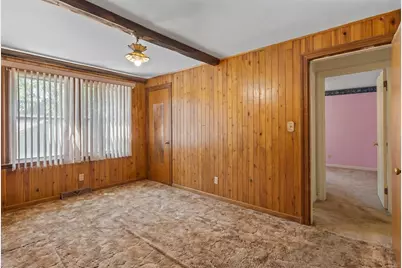 27 Kinnicutt Rd, Worcester, MA 01602 - Photo 15