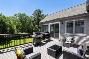 894 Liberty St, Braintree, MA 02184 - Photo 33