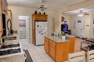 103 Tucker St, Fall River, MA 02724 - Photo 9