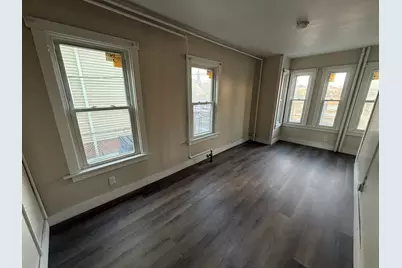 162 Sawyer St, New Bedford, MA 02746 - Photo 11