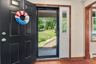 3 Pudding St, Uxbridge, MA 01569 - Photo 3