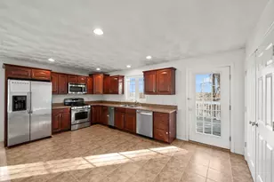 6 Fairlawn Rd, Burlington, MA 01803 - Photo 5