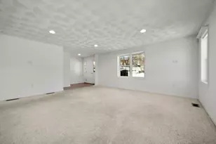 6 Fairlawn Rd, Burlington, MA 01803 - Photo 9