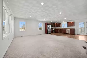 6 Fairlawn Rd, Burlington, MA 01803 - Photo 7