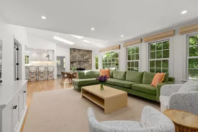 99 Parker Road, Wellesley, MA 02482 - Photo 15