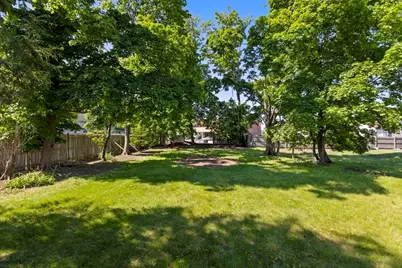 17 Munroe Street, Lynnfield, MA 01940 - Photo 27