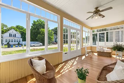 17 Munroe Street, Lynnfield, MA 01940 - Photo 3