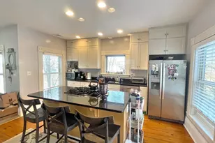 56 St James Cir, Newton, MA 02458 - Photo 3