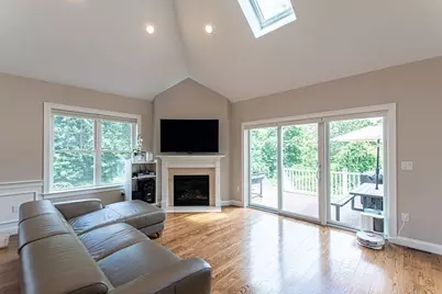 64 Evergreen Avenue, Bedford, MA 01730 - Photo 9