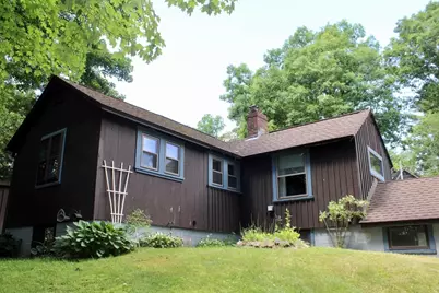 12 Barton Heights, Greenfield, MA 01301 - Photo 3