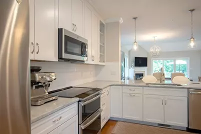 64 Evergreen Avenue #8, Bedford, MA 01730 - Photo 3