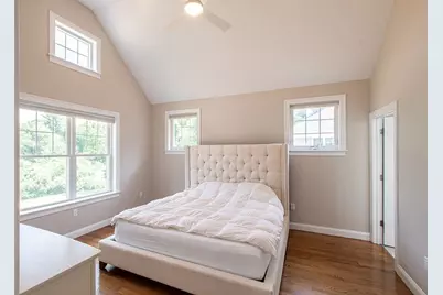 64 Evergreen Avenue #8, Bedford, MA 01730 - Photo 11