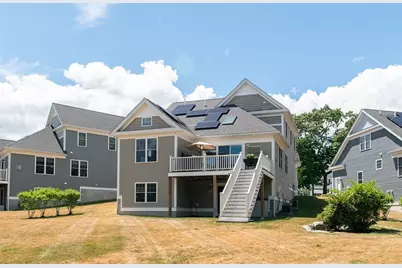 64 Evergreen Avenue #8, Bedford, MA 01730 - Photo 39