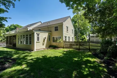 10 Auburn Rd, Wellesley, MA 02481 - Photo 33
