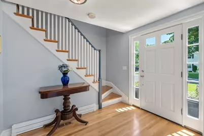10 Auburn Rd, Wellesley, MA 02481 - Photo 3