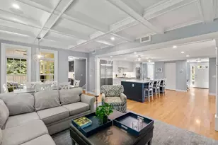 10 Auburn Rd, Wellesley, MA 02481 - Photo 11