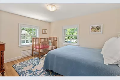 10 Auburn Rd, Wellesley, MA 02481 - Photo 21