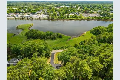 66 Mayflower Ridge Dr, Wareham, MA 02571 - Photo 7