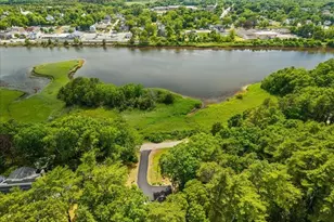 66 Mayflower Ridge Dr, Wareham, MA 02571 - Photo 7