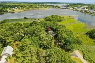66 Mayflower Ridge Dr, Wareham, MA 02571 - Photo 13