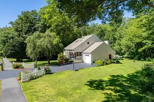 21 Autumn Rd, Medway, MA 02053 - Photo 37
