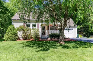 21 Autumn Rd, Medway, MA 02053 - Photo 35