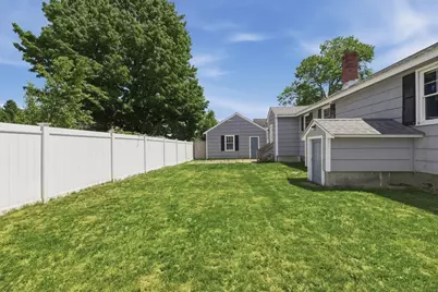 5 Vine St, Amesbury, MA 01913 - Photo 29