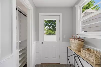 5 Vine St, Amesbury, MA 01913 - Photo 17