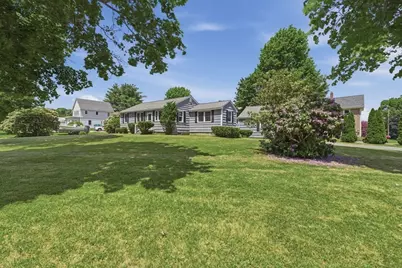 5 Vine St, Amesbury, MA 01913 - Photo 31