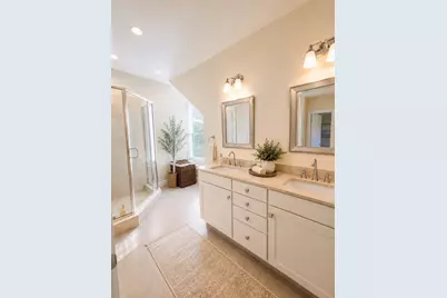 17 Courtyard Place #17, Lexington, MA 02420 - Photo 13